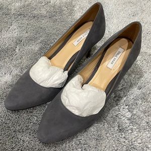Cole Haan pump